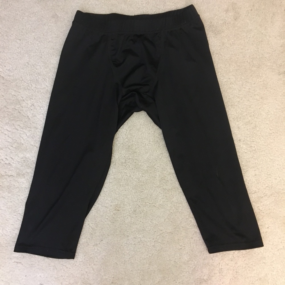Built Apparel 3/4 Leggings - Black